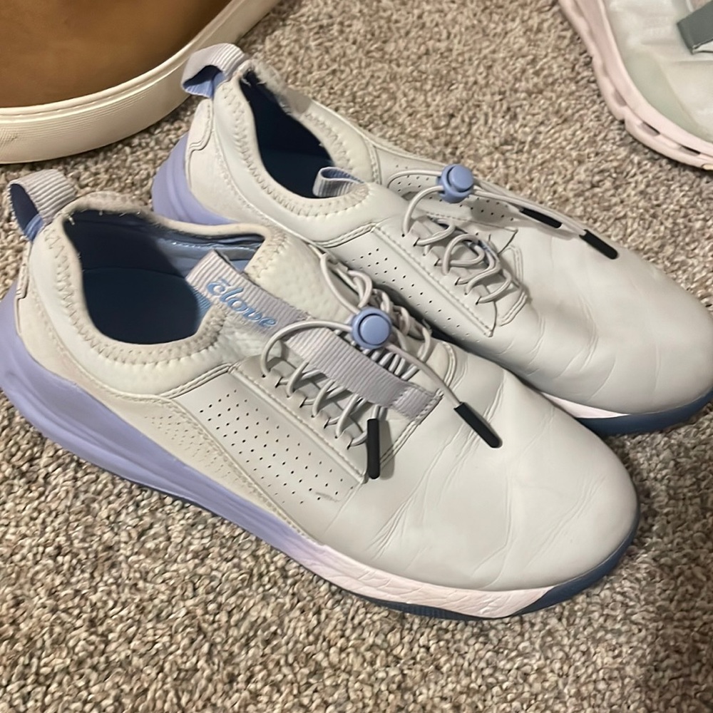 CLOVE HEALTHCARE SHOES.